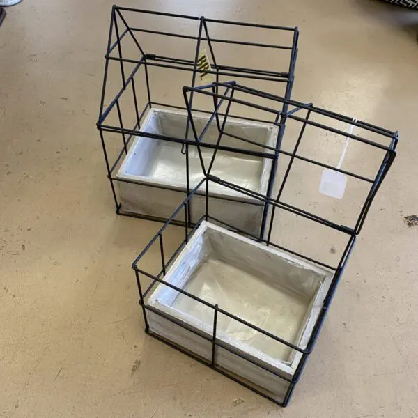 'Rustic House' Wood & Wire Open Planter (Various Sizes) - Home & Garden Decor