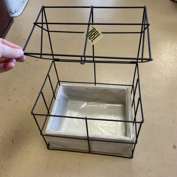 'Rustic House' Wood & Wire Open Planter (Various Sizes) - Home & Garden Decor - Image 4