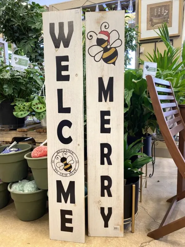 Reversible Bee Welcome Sign (Wooden)