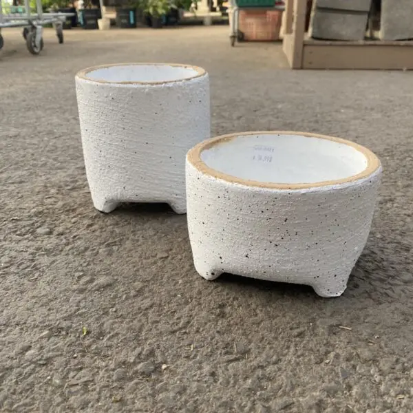 Sandy White Pots (Various Sizes)