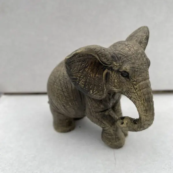 Small Elephant Figures - Image 2